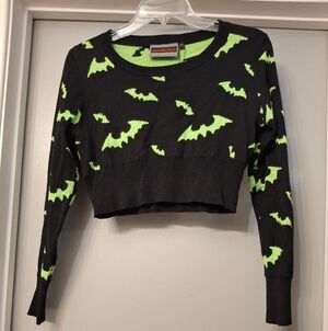 Jawbreaker Cropped Sweater with Green Bats